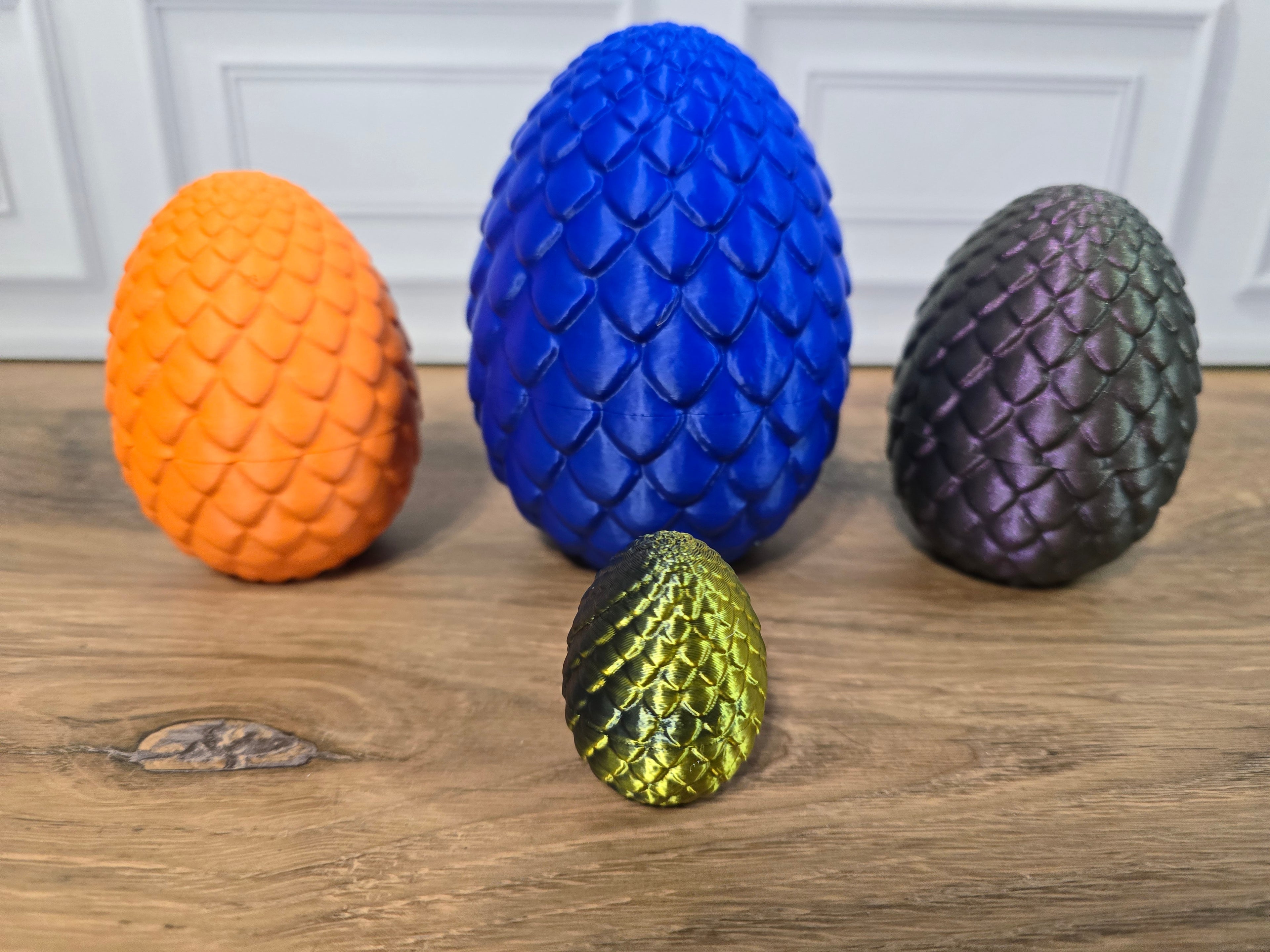 3D Printed Hollow Easter Eggs - Fillable Surprise Eggs in 3 Sizes