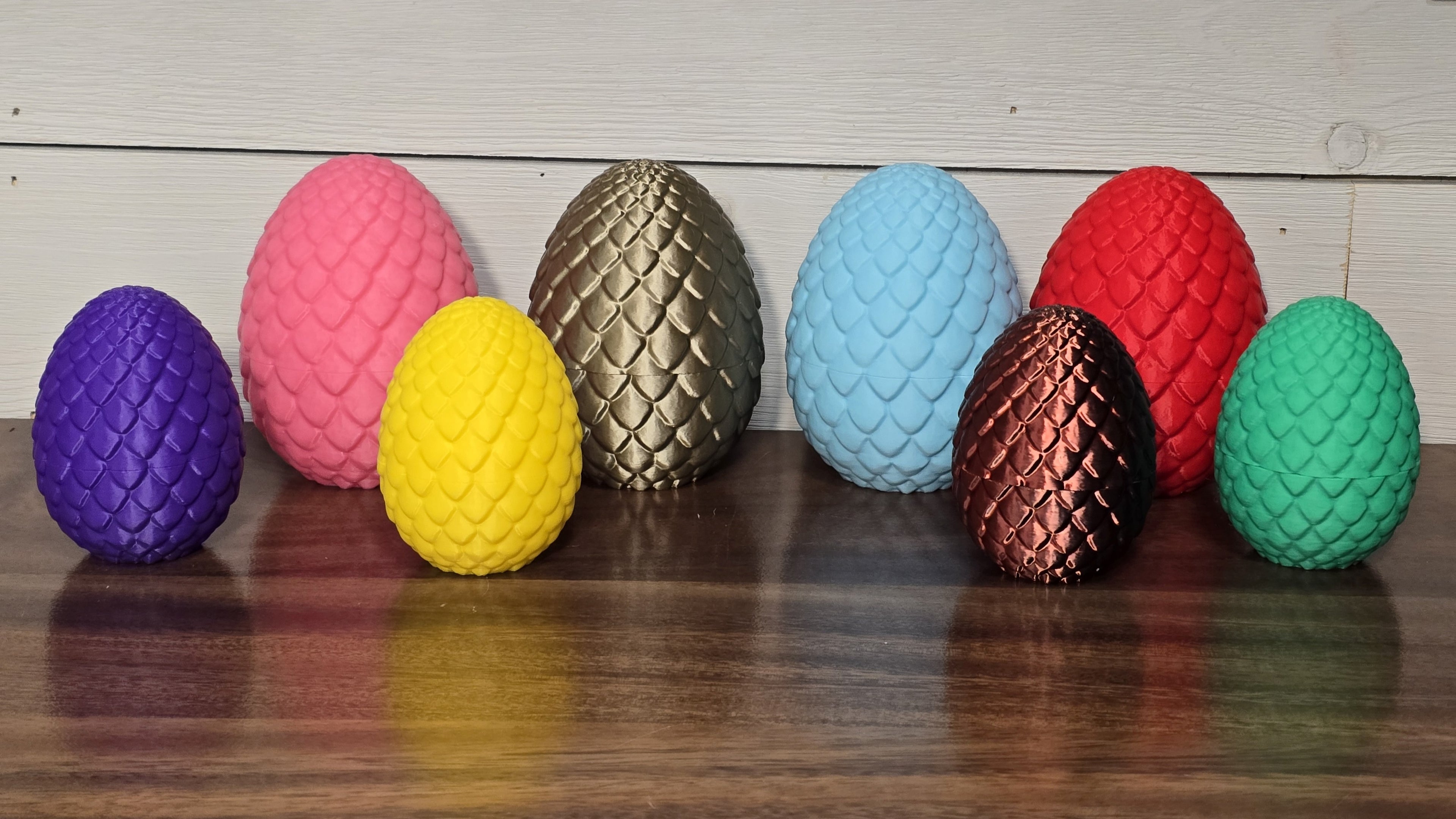 3D Printed Hollow Easter Eggs - Fillable Surprise Eggs in 3 Sizes